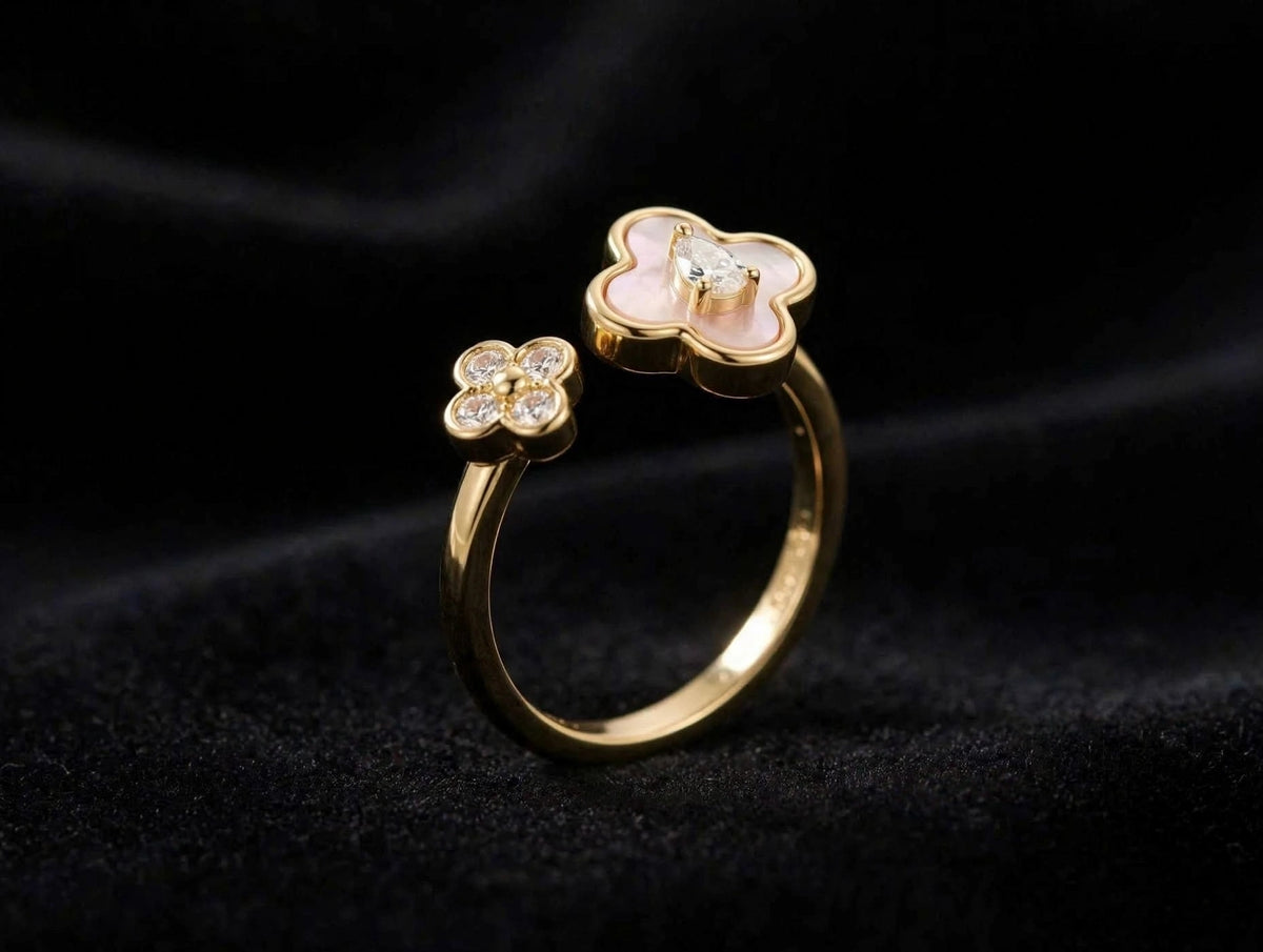 Golden Clover Elegance Ring