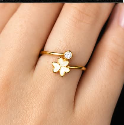Pearl Butterfly Sparkle Ring